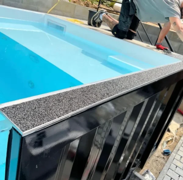 20 FT Container Pool - Premium Build