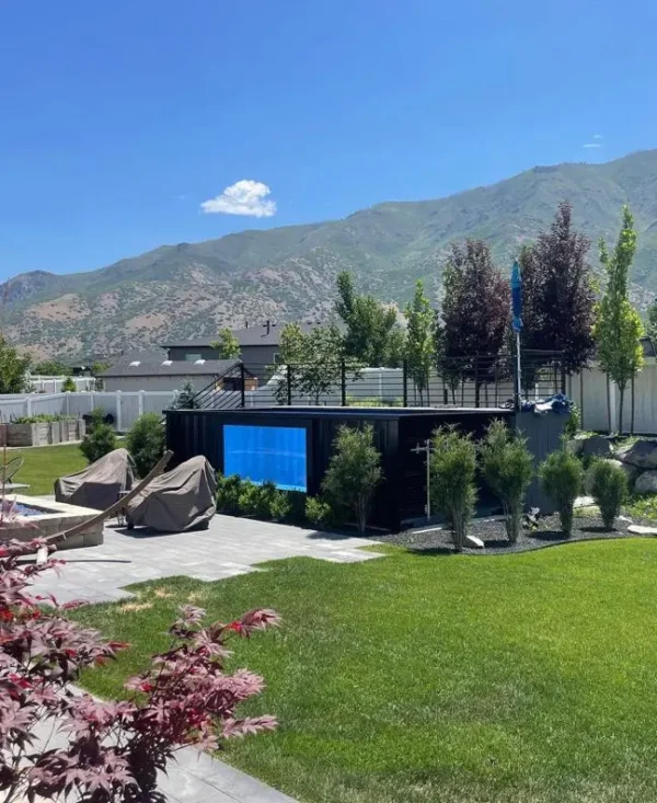 40 FT Container Pool - Classic Design