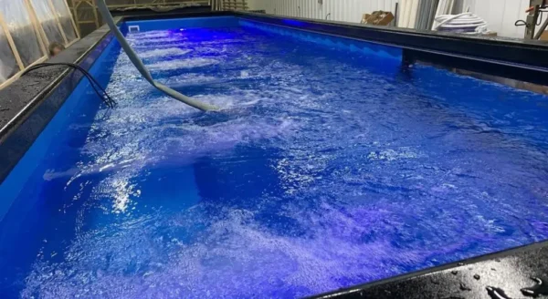 40 FT Container Pool - Classic Design