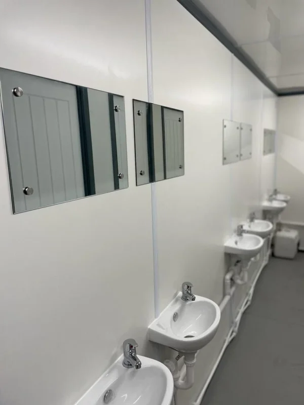 20ft x 8ft Shipping Container Toilet Block – Reading