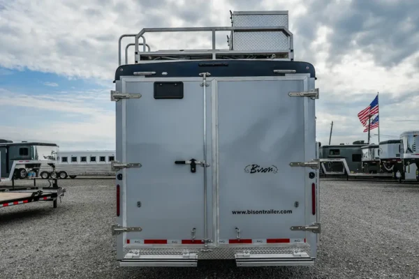 45906-05 New 2026 BISON COACH RG8413BS Horse Trailer