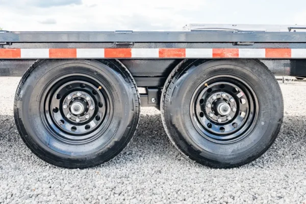 46931-11 2027 Bwise EH820-14 Equipment Deckover Trailer