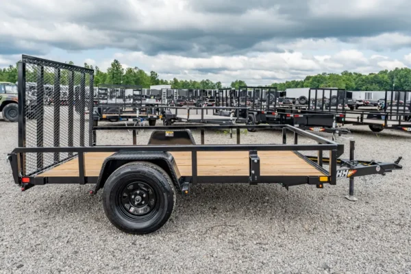 2027 H&H H-RS7610-030 76″ x 10′ Rail Side Cargo Trailer