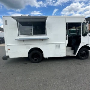 Food Truck with Brand New Kitchen for sale