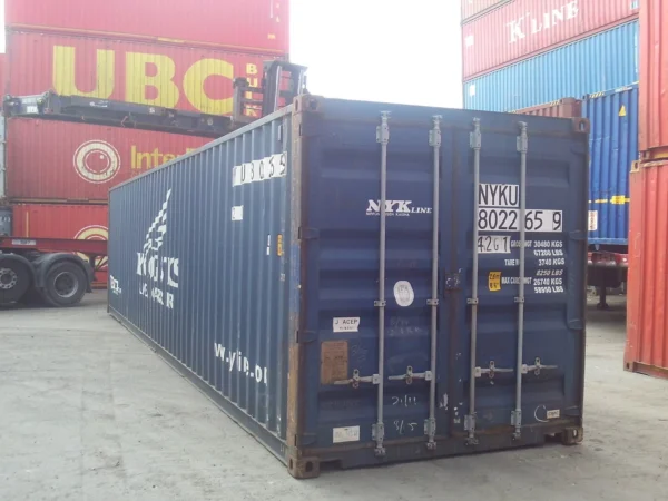 40 ft Standard Shipping Container – Weatherproof Storage & Cargo Container