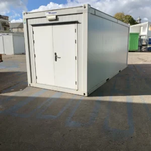 s-l1600-7-1-1.webp 20ft x 8ft Insulated Storage Unit – Durable Steel Container